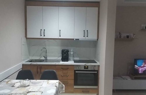 Sheqi i Vogel Apartamento | PamiHouse apartment in the beautiful district of Fier, WIFI and free parking