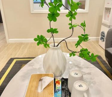 Tay Ho Hotel | Pan House