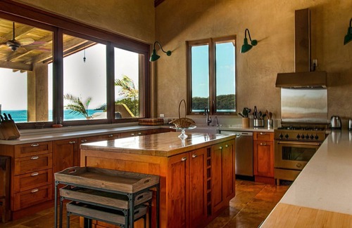 Las Escobas del Venado Villa | Pan031 - Villa de lujo frente al mar en Playa Venao, Panama