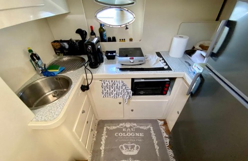 Castellammare Vucciria Alquiler De Eote | Panaby Houseboat