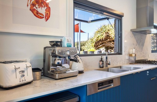 Emerald Beach Casa | Pandanus At Emerald, Steps to Beach, Restaurants, Village