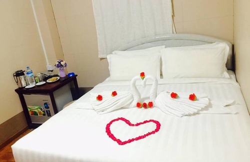 Insein Hotel | Pandora Motel