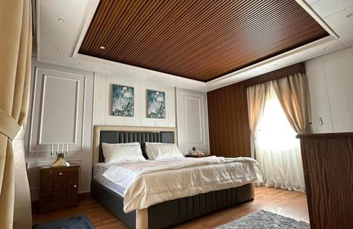 Mada'in Saleh Casa | Pangaea Caravans كرفانات بانجيا