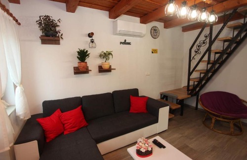 Vertestolna Apartamento | Panorámás Vendégház