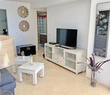 L'Albufereta Apartamento | Panorámica al Mar con Piscina, Teletrabajo y Relax