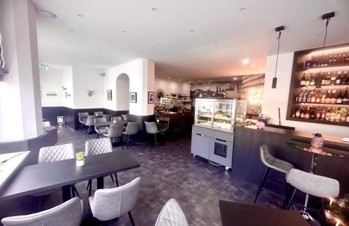 Pellenz Hotel | Panorama Hotel Rheinkrone