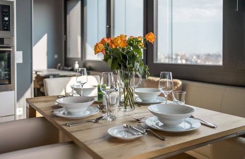 Neulerchenfeld Casa | Panorama suite with a view over the imperial city of Vienna