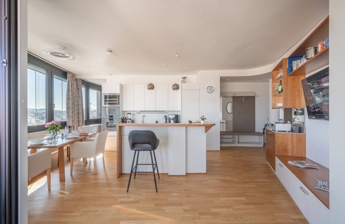 Altlerchenfeld Apartamento | Panoramasuite mit Fernblick Über Wien