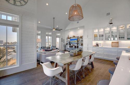 Cinnamon Shore Villa | Panoramic Bay TC 5101