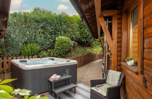 Gonnersdorf Chalet De Esquí | Panoramic Chalet w/ Hot Tub, Bbq, View, Terrace