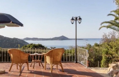 Villaggio Mandorli Casa | Panoramic house in Villasimius