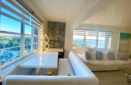 North Bay Village Apartamento | Panoramic luxurious waterfront one bedroom apartment with Miami skyline view Free parking 5min drive to Miami Beach