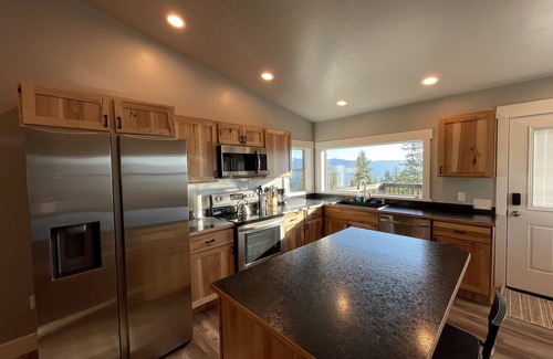 Libby Casa | Panoramic Mountain View Loft