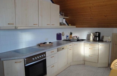 Eschers Apartamento | Vistas panorámicas de montaña, campo, amplia zona de juegos, casa jardín con barbacoa