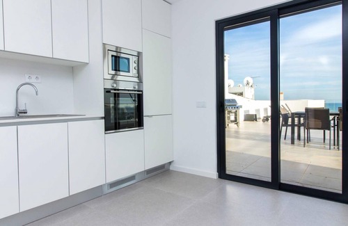 Olhos D'Agua Apartamento | Panoramic N Apartment | Rooftop Pool & Sea View & BBQ