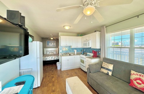 Atlantic Beach Condominio | ⛱️Panoramic Ocean & Pool View Studio🏄‍♀️Kitchen Pool WIFI🎣