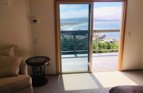 Marin County Casa | Panoramic Ocean Views walk to the Beach