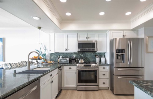 Del Obispo Condominio | PANORAMIC OCEAN VIEWS-Recently updated. 3BR 2.5 Bath