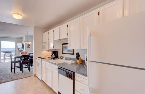 Otter Rock Apartamento | Panoramic Ocean View Studio with Full Kitchen