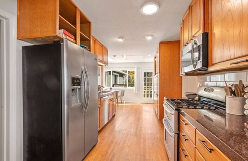 Sunset Cliffs Casa | Panoramic ocean views quiet 3 bedroom