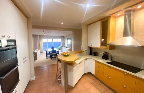 Bantry Bay Casa | Panoramic Ocean Views Bantry Bay