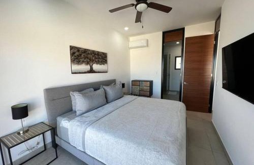 Libertad Apartamento | Panoramic Oceans Views 2 bdrm 2 bath W-Private Terrace