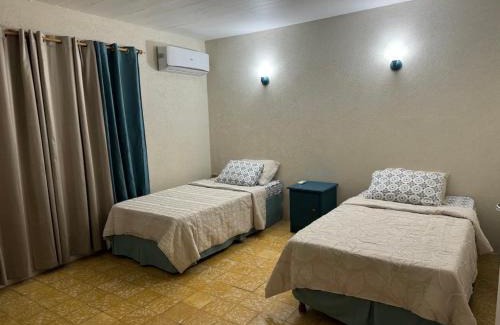 Clapham Apartamento | Panoramic Oceanview 2 Near US Embassy