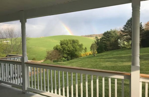 Max Meadows Casa | Panoramic Picturesque Home in Blue Ridge Mtns