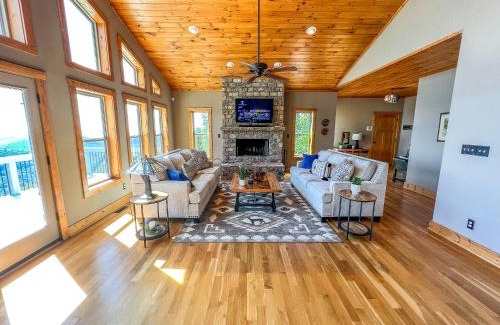 Todd Casa | Panoramic Point
