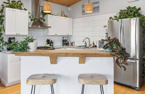 Ucluelet Casa | Panoramic Rainforest & Ocean Views, Fire Pit & EV Plug in Ucluelet