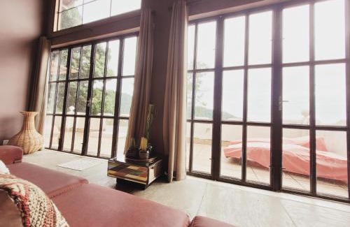 Rio Comprido Apartamento | Panoramic Rio Escape - Loft w Epic View, Sun Terrace and Jacuzzi