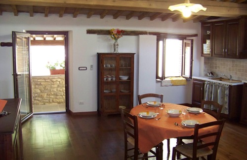 Citta di Castello Apartamento | Rústico panorámico entre Umbría y Toscana, con piscina