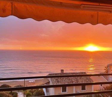 Glyfada Apartamento | Panoramic sea view1bedroom Apart.Glyfada beach2-4p