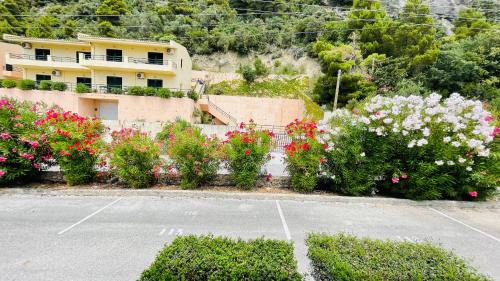 Glyfada Apartamento | Panoramic sea view1bedroom Apart.Glyfada beach2-4p