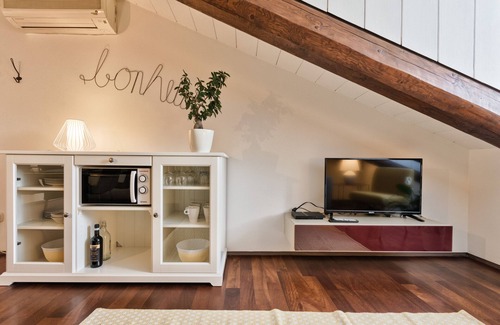 Cit Turin Apartamento | apartamento panorámico ático. Aparcamiento privado, wifi