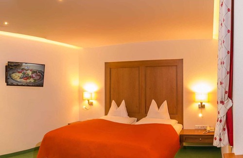 Lech am Arlberg Hotel | Suite panorámica con balcón - Hotel Kristberg