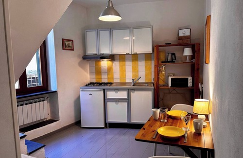 Chiusanico Casa | Panoramic Townhouse Casa del Borgo