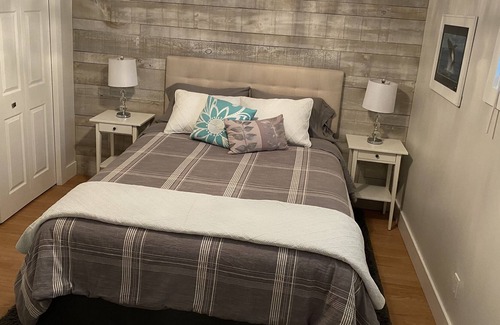 Courtenay Apartamento | Vista panorámica, suite de 2 dormitorios, su isla lejos de casa.