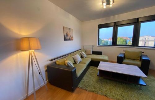 Kragujevac Apartamento | Panoramic View Apartment