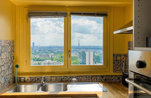 Gambetta Apartamento | Panoramic view of Paris : Sublime appartement in Courbevoie