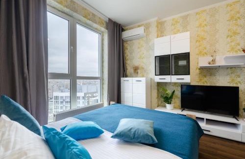 Pozniaky Apartamento | Panoramic view of the lake in the new apartment