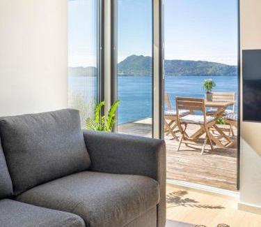 Bergenhus Apartamento | Panoramic view with private terrace