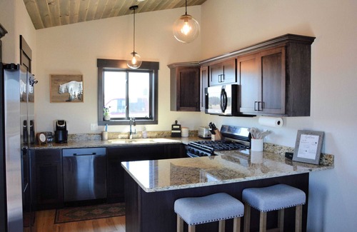 Sturgis Casa | Panoramic Views~ Bear Butte~ 10 Mins to Downtown