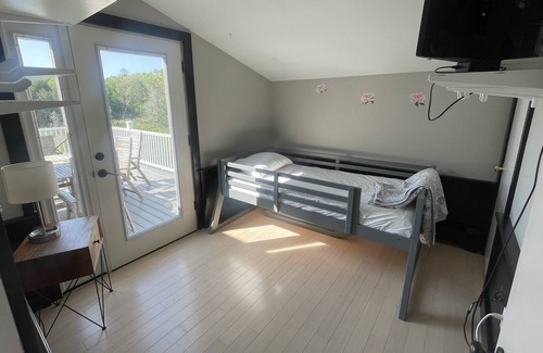 Marion Casa | Panoramic views of the ocean, large deck with direct access to the water