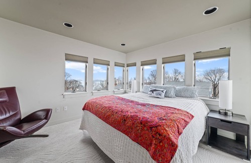 Waveland Casa | Panoramic views, steps to the water, 7 minute walk to private beach.