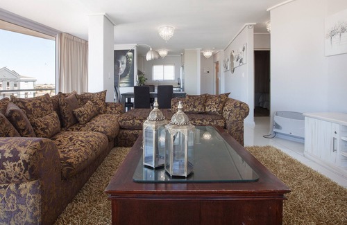 Lagoon Beach Apartamento | Vistas panorámicas con balcón, playa y acceso al bar: 237A Lagoon Beach