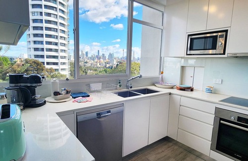 Double Bay Apartamento | Panoramic Wraparound Harbour & City Views - 2 Bed, 2 Bath, Parking & Pool