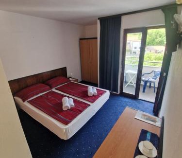Novigrad Casa | Pansion 8 ferala