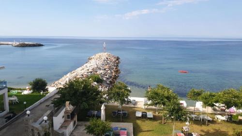 Nea Skioni Apartamento | PANSION ALEXANDROS BY THE SEA