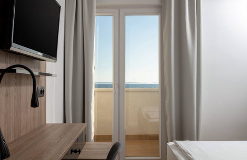 Podstrana Hotel | Pansion Amigos